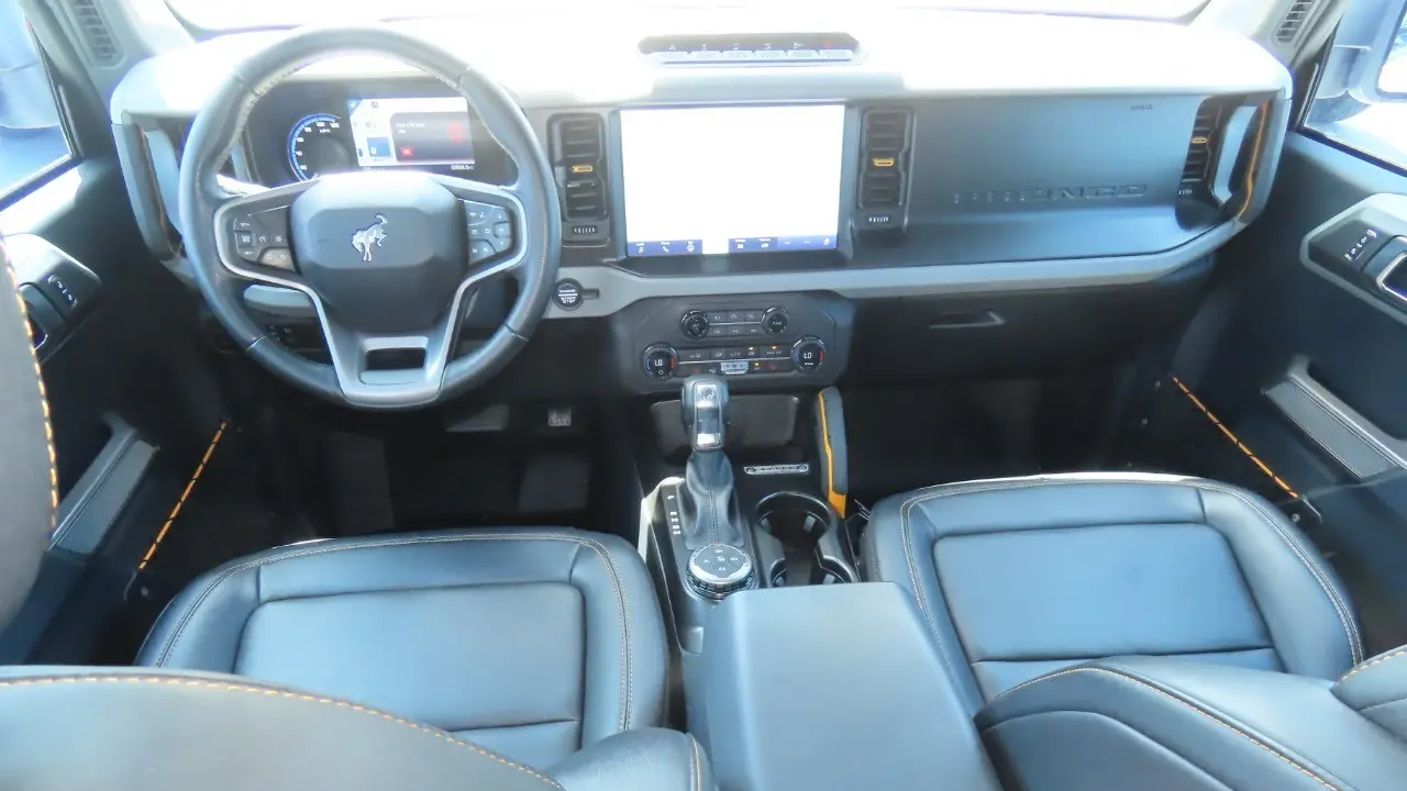 2023 Ford Bronco Base Advanced