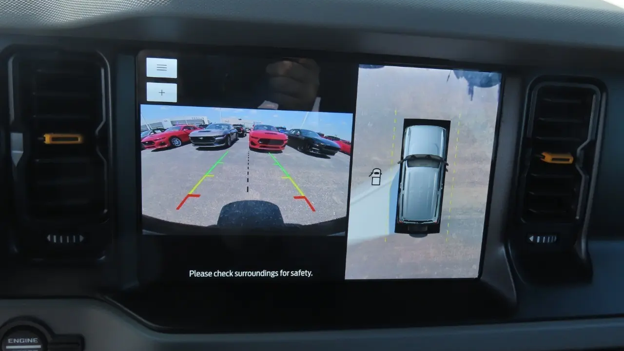 2023 Ford Bronco Base Advanced