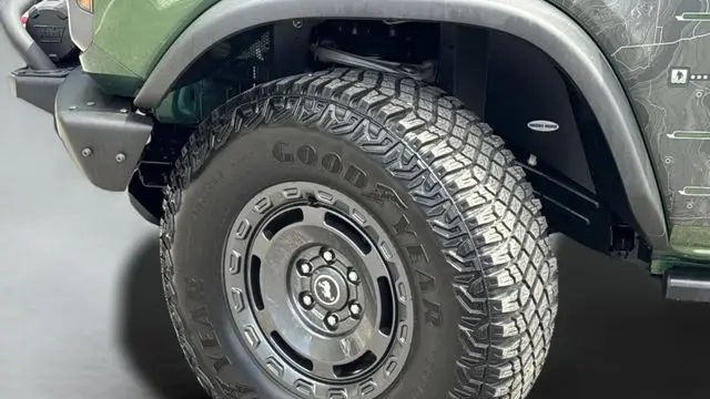 2022 Ford Bronco Base Advanced