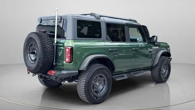 2022 Ford Bronco Base Advanced