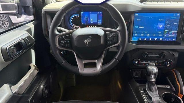2023 Ford Bronco Base Advanced
