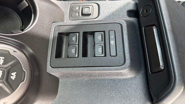 2023 Ford Bronco Base Advanced