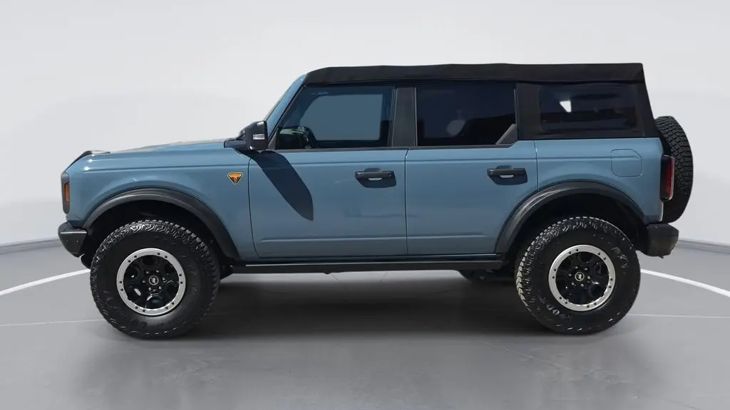 2022 Ford Bronco Base Advanced