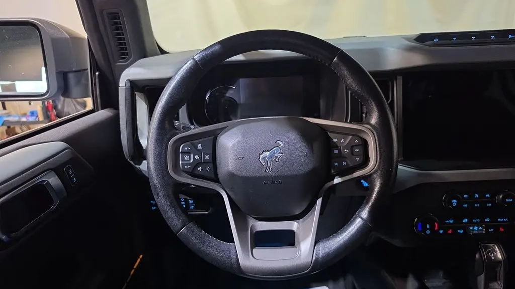 2022 Ford Bronco Base Advanced