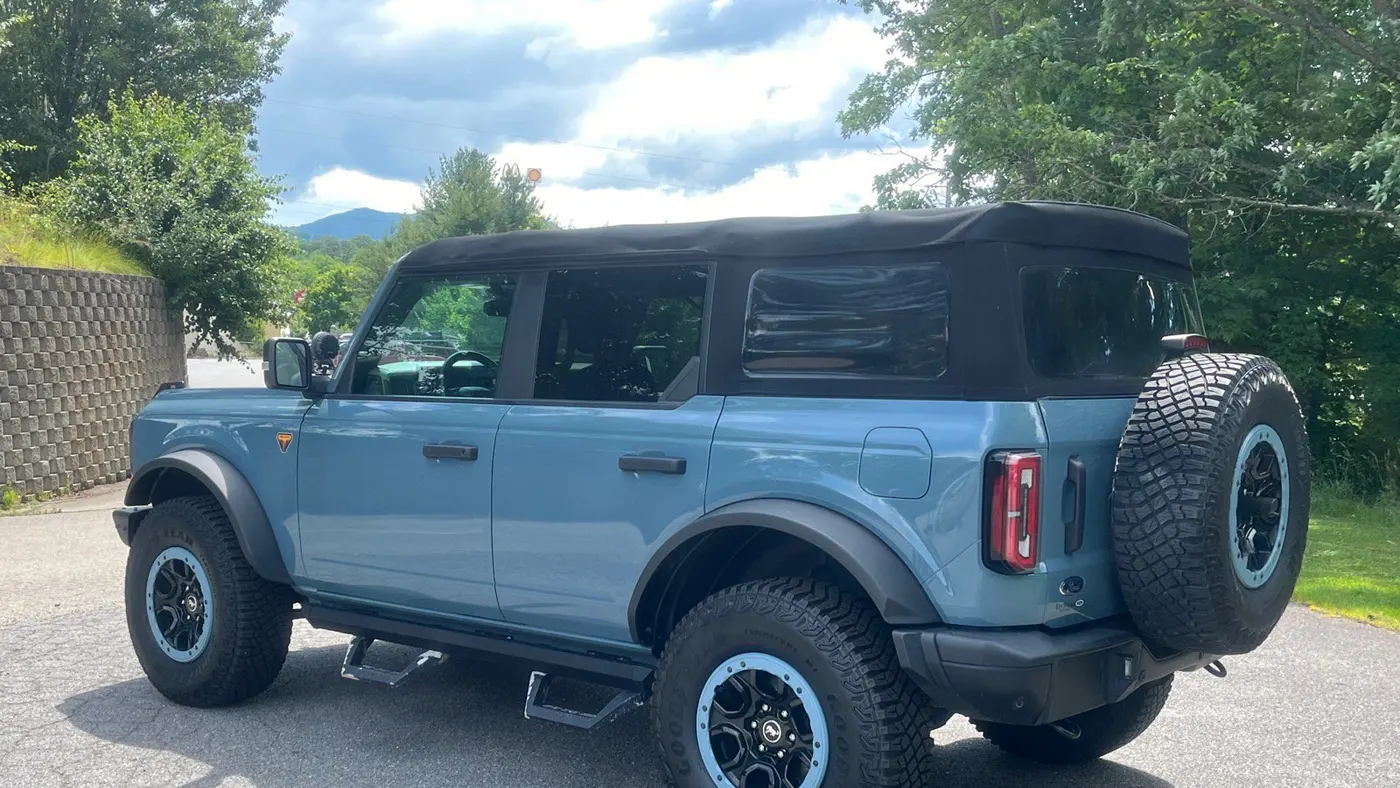 2022 Ford Bronco Base Advanced