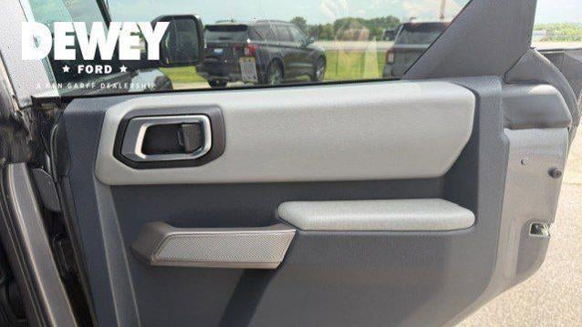 2023 Ford Bronco Base Advanced