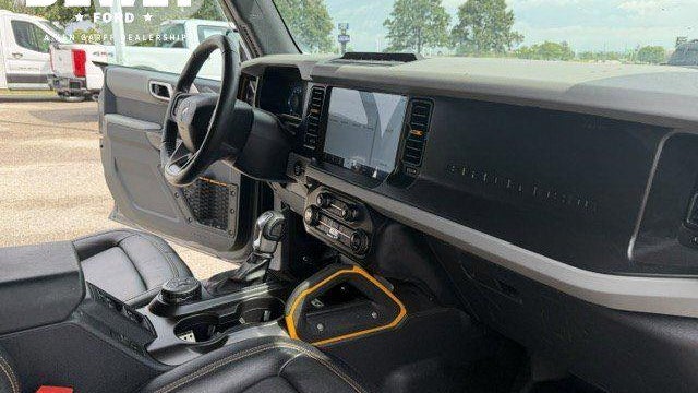 2023 Ford Bronco Base Advanced