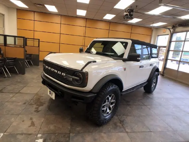 2022 Ford Bronco - $38,357