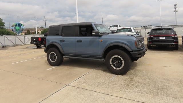 2023 Ford Bronco Base Advanced