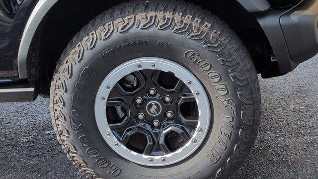 2022 Ford Bronco Base Advanced