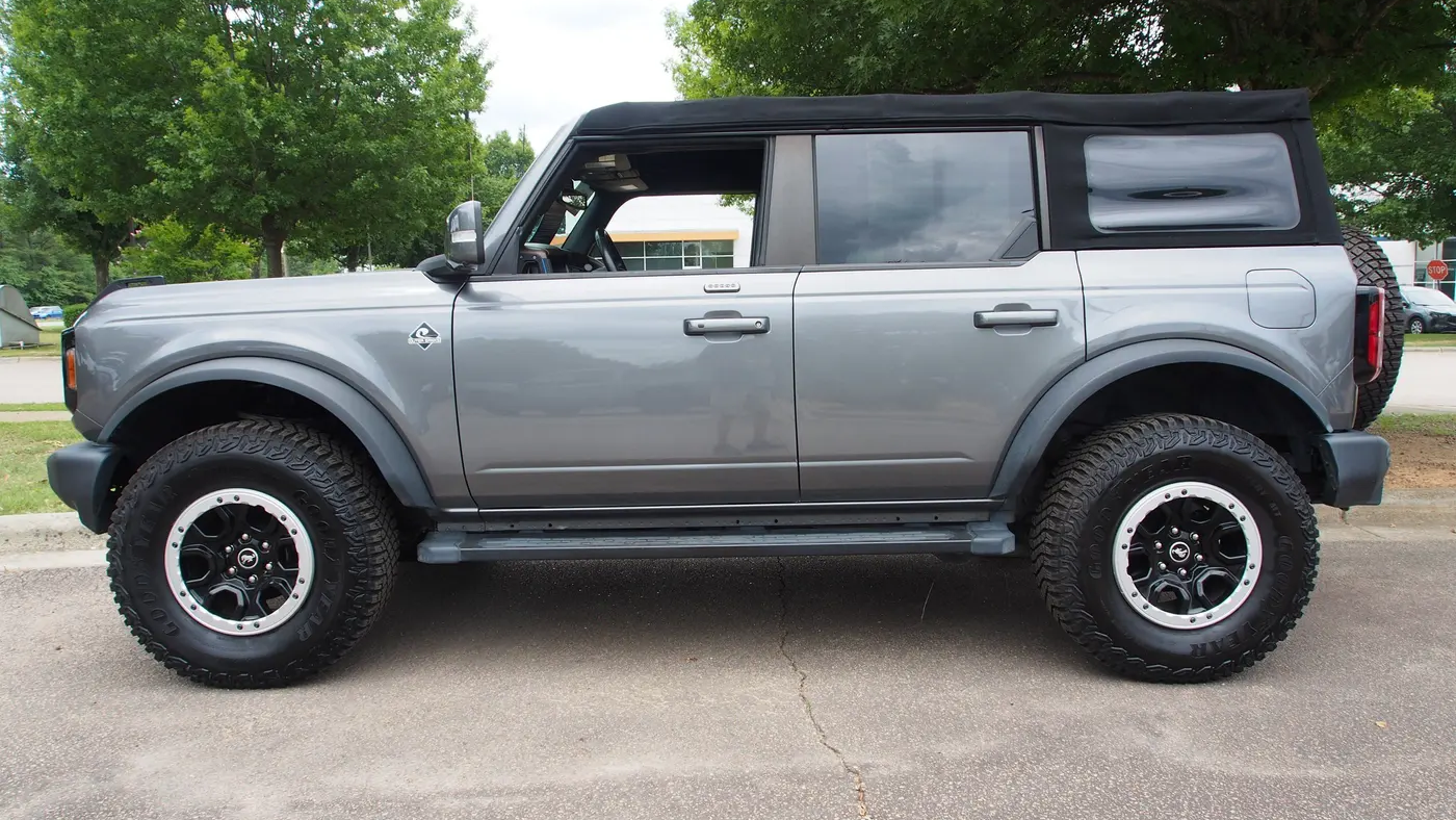 2022 Ford Bronco Base Advanced
