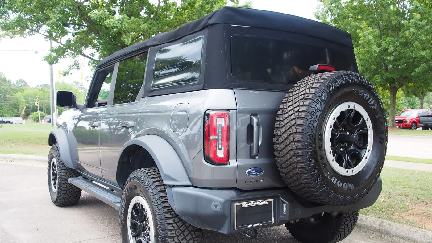 2022 Ford Bronco Base Advanced