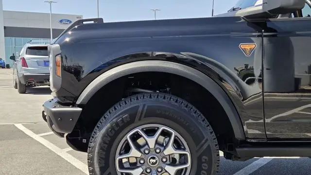 2022 Ford Bronco Base Advanced