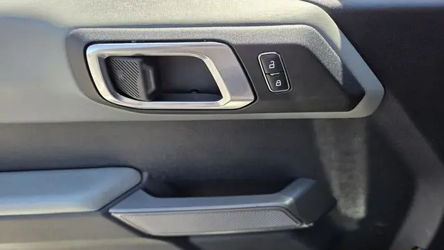 2022 Ford Bronco Base Advanced
