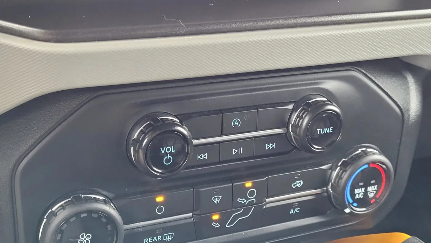 2023 Ford Bronco Base Advanced