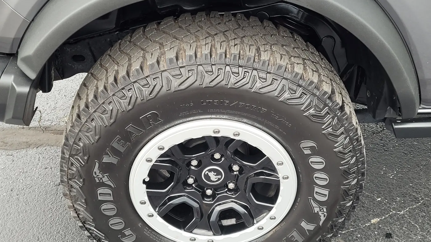 2023 Ford Bronco Base Advanced