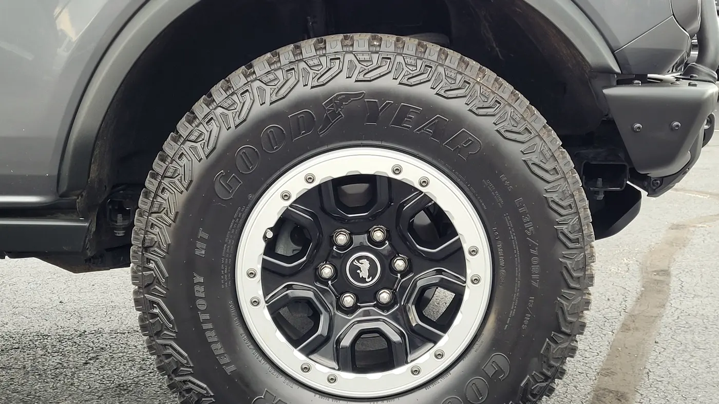 2023 Ford Bronco Base Advanced