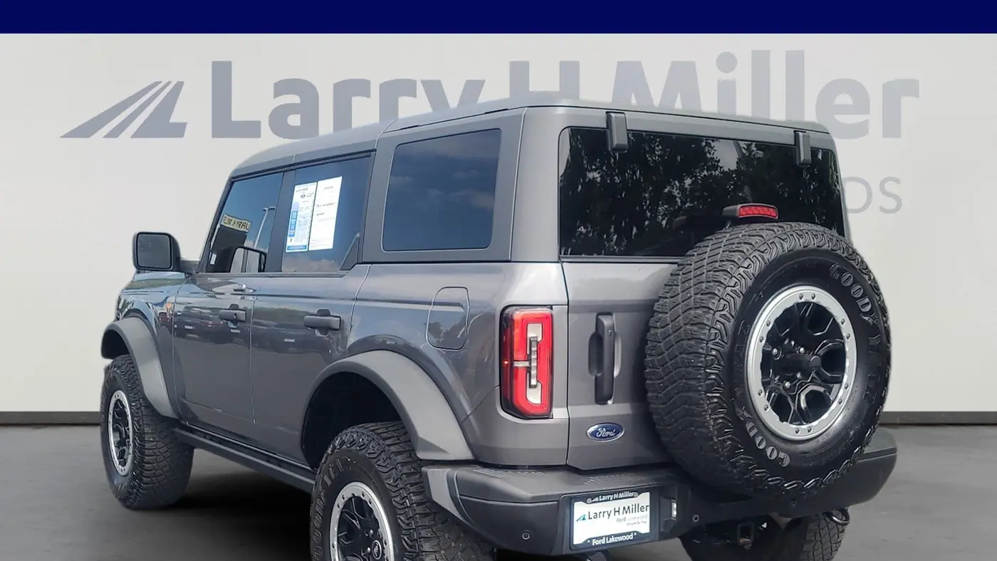 2023 Ford Bronco Base Advanced