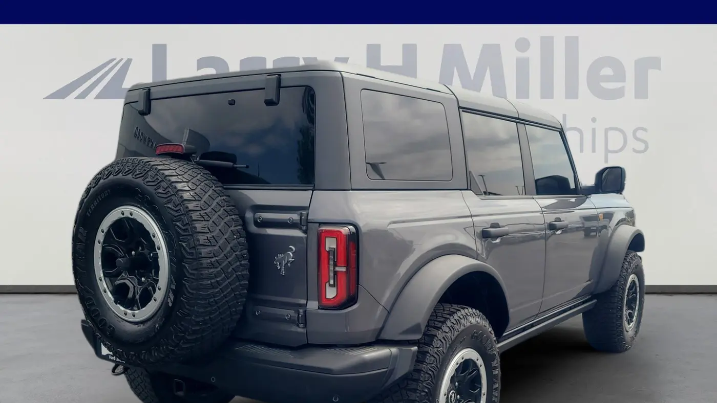 2023 Ford Bronco Base Advanced