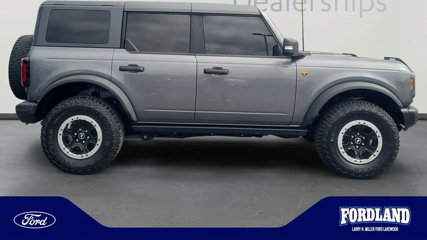 2023 Ford Bronco Base Advanced