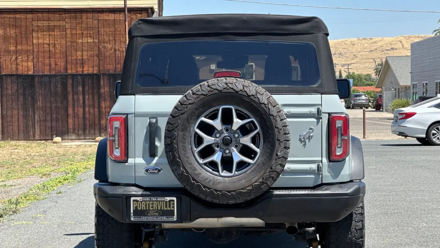 2023 Ford Bronco Badlands Advanced