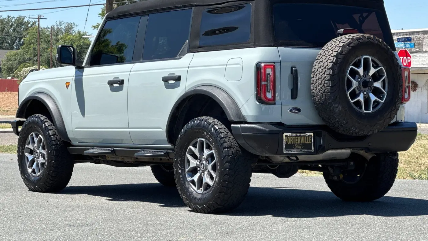 2023 Ford Bronco Badlands Advanced