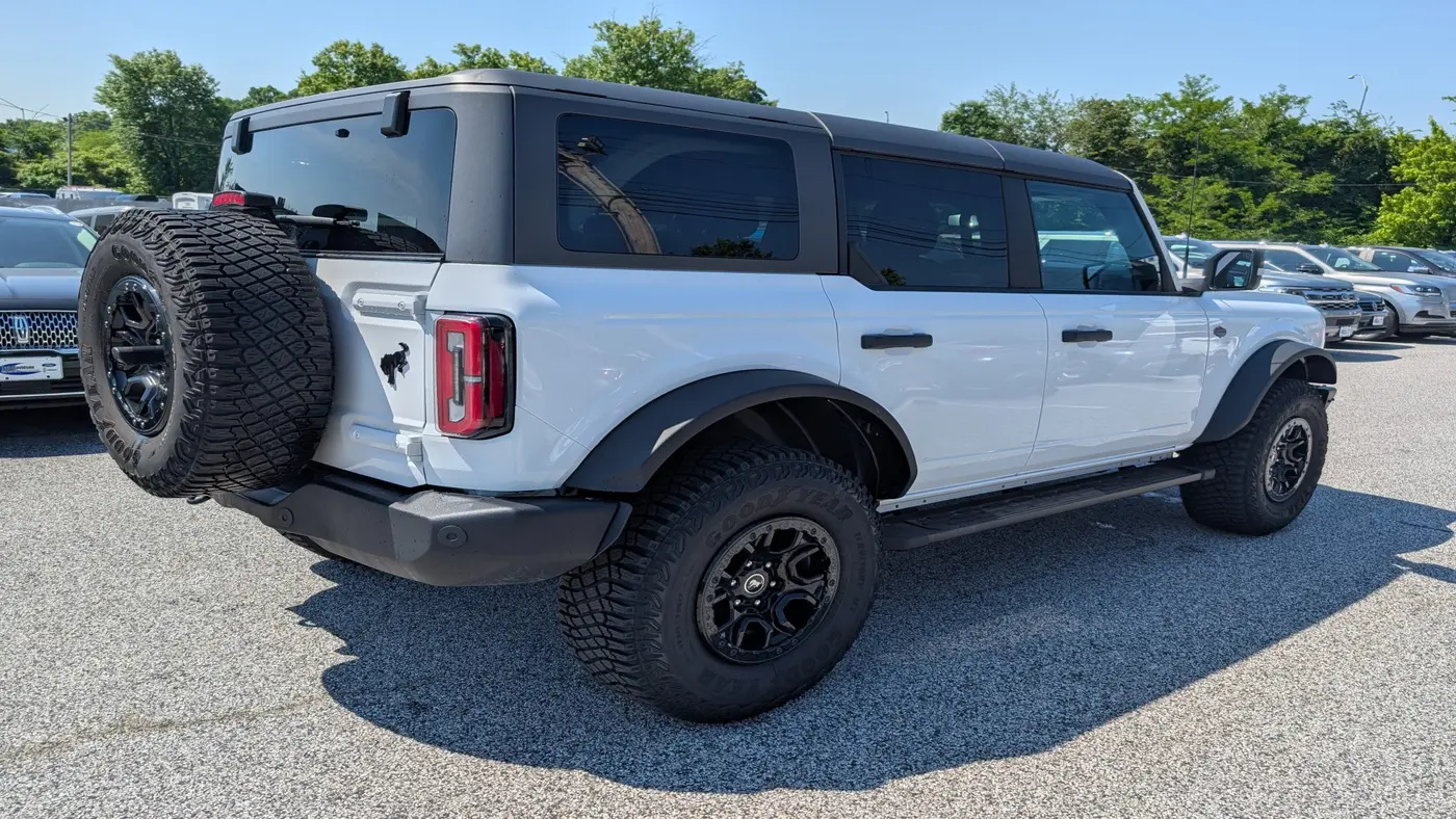 2023 Ford Bronco Base Advanced