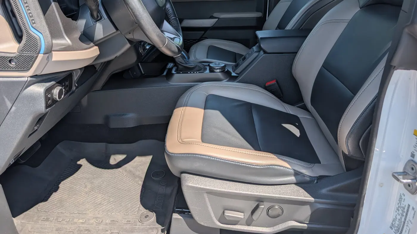 2023 Ford Bronco Base Advanced