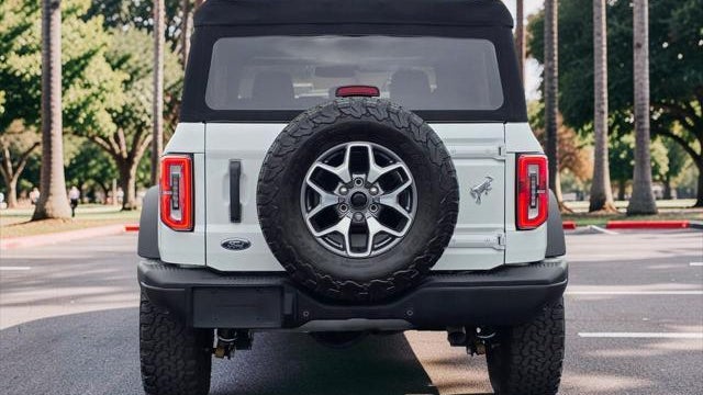 2023 Ford Bronco Base Advanced