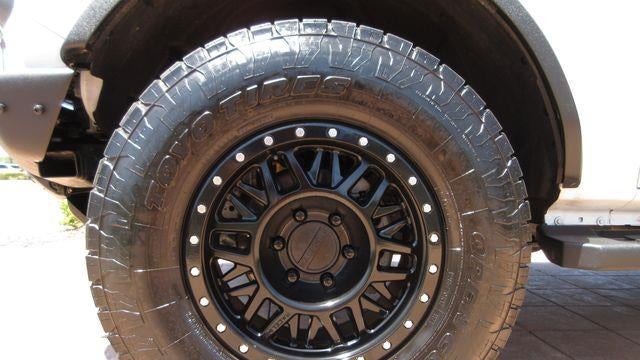 2023 Ford Bronco Base Advanced