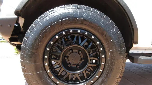2023 Ford Bronco Base Advanced