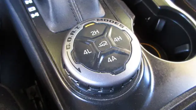 2023 Ford Bronco Base Advanced