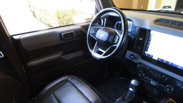 2023 Ford Bronco Base Advanced