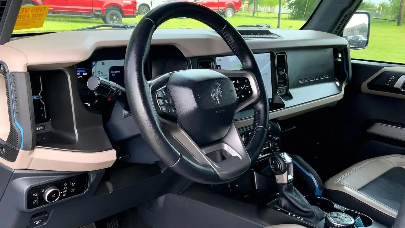 2023 Ford Bronco Base Advanced