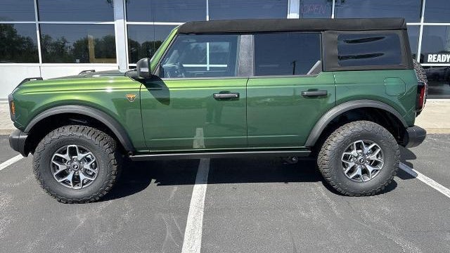 2023 Ford Bronco Base Advanced