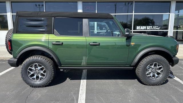 2023 Ford Bronco Base Advanced