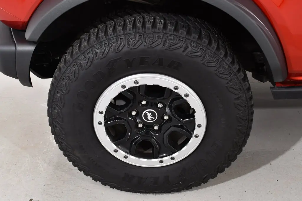 2023 Ford Bronco - $42,955