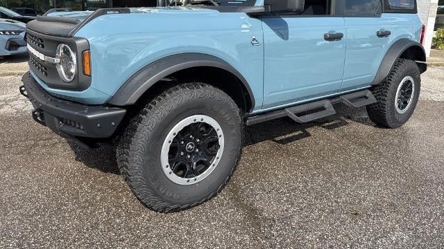 2023 Ford Bronco Base Advanced