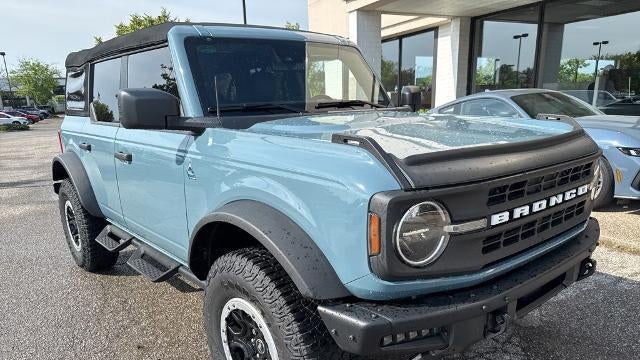 2023 Ford Bronco Base Advanced