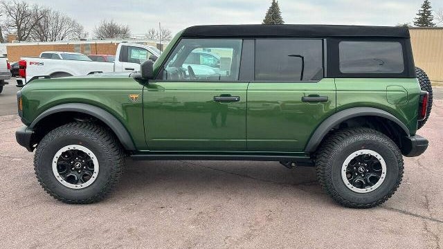 2023 Ford Bronco Base Advanced