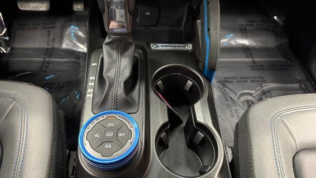 2022 Ford Bronco Base Advanced