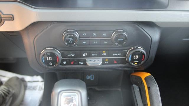 2023 Ford Bronco Base Advanced