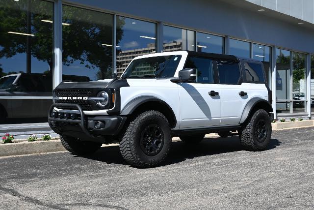 2023 Ford Bronco - $49,988