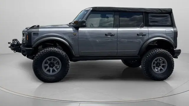 2021 Ford Bronco Badlands Advanced