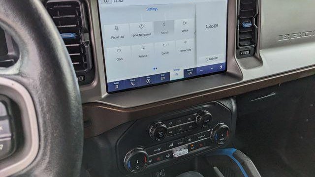 2022 Ford Bronco Base Advanced