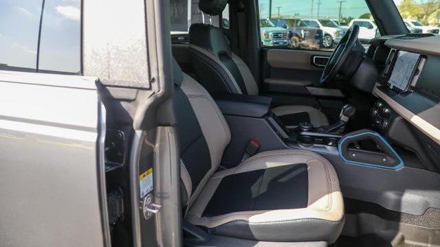 2022 Ford Bronco Base Advanced