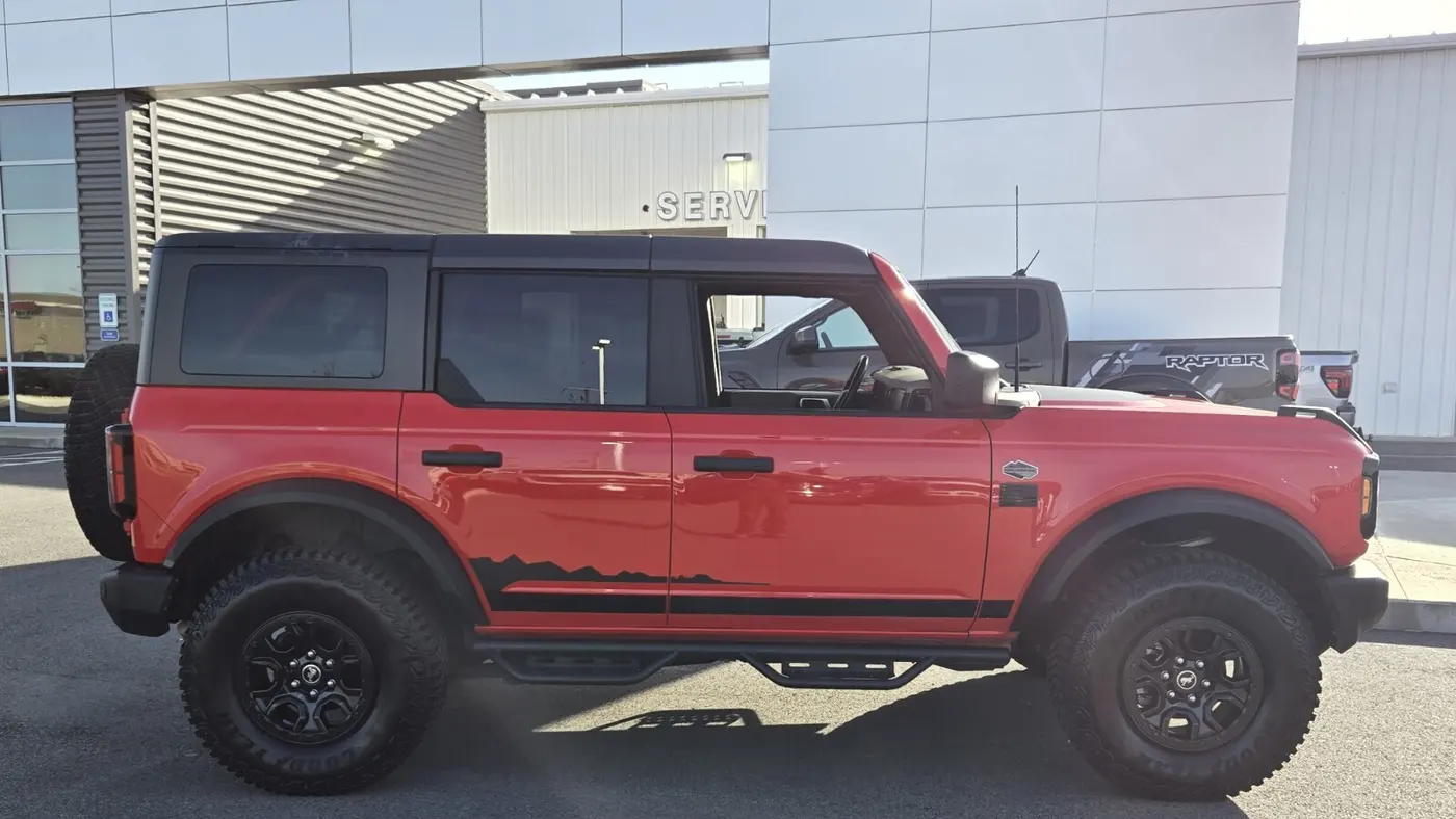 2022 Ford Bronco Base Advanced