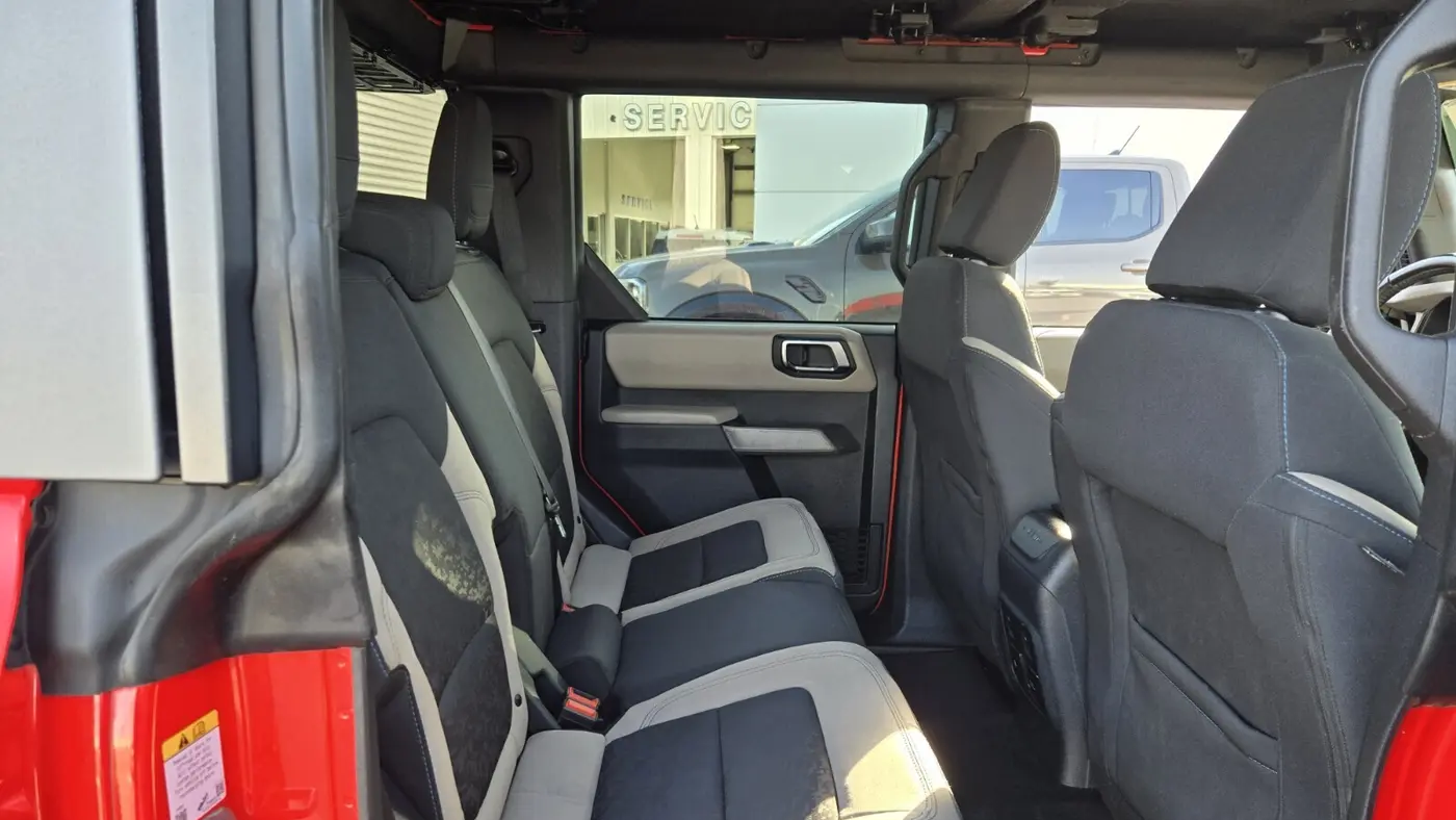 2022 Ford Bronco Base Advanced
