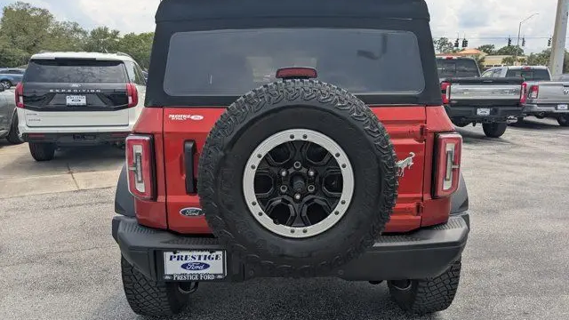 2023 Ford Bronco Base Advanced