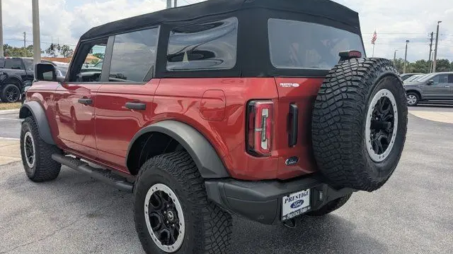 2023 Ford Bronco Base Advanced